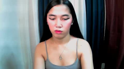 Snapshot of iyanna_ivelle chatting on November 2025 04:23:01 AM UR LOVELY IYANNA online show from November 2025 04:23:01 AM