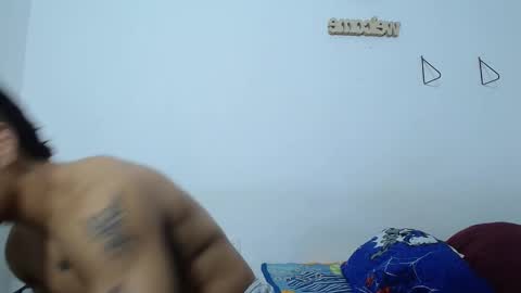 izaack online show from September 2025 04:01:01 AM