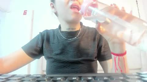 izelevans online show from March 2026 12:31:02 PM