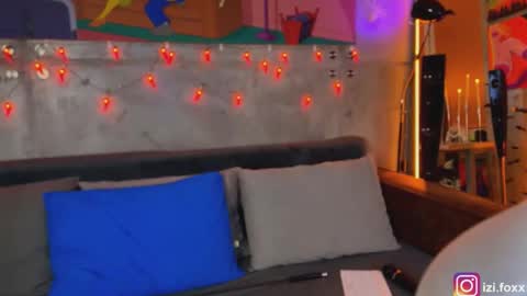 izi online show from October 2025 04:09:02 PM