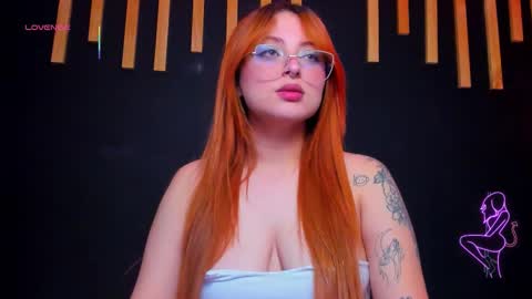 hot izys online show from February 2026 07:36:02 PM