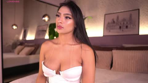Snapshot of izzywild1 chatting on April 2026 10:18:01 AM izzywild1 online show from April 2026 10:18:01 AM