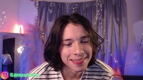 Hey im Jaxxxon check my info     online show from September 2025 02:24:01 AM