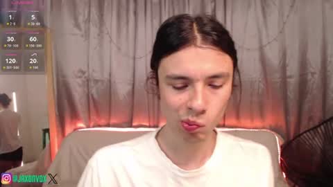 Snapshot of j_a_x_x_x_o_n chatting on June 2026 11:30:02 AM Hey im Jaxxxon check my info online show from June 2026 11:30:02 AM