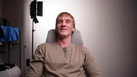 Danny online show from November 2025 05:46:02 PM