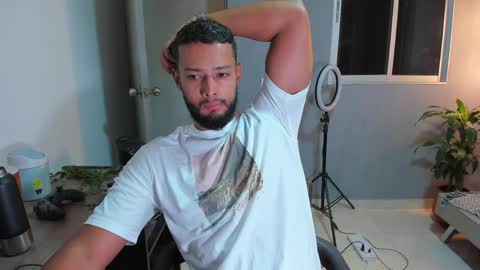 Calix  Independient model Insta and twt Calixsnake online show from April 2026 11:54:02 PM