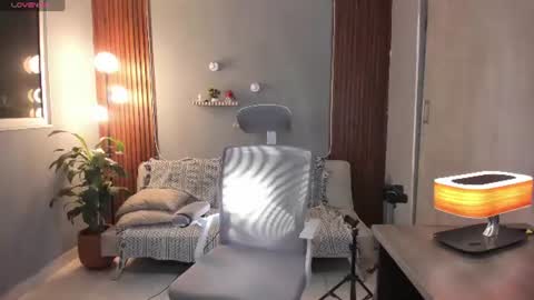 Calix  Independient model Insta and twt Calixsnake online show from June 2026 12:47:01 AM