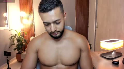 Calix  Independient model Insta and twt Calixsnake online show from July 2026 09:08:02 PM