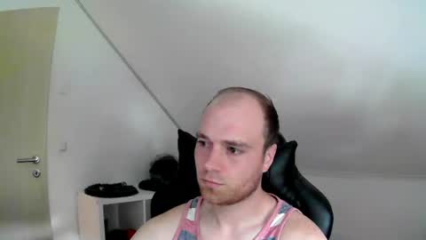 Snapshot of j_german783377 chatting on June 2026 10:06:02 AM here4y online show from June 2026 10:06:02 AM
