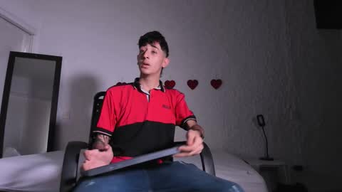 j_martony online show from September 2025 12:28:02 PM