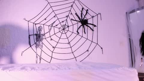 j_martony online show from October 2025 12:20:01 PM