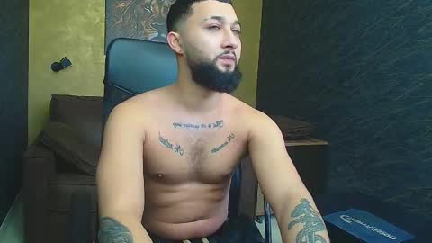 Snapshot of jacezachary chatting on March 2025 12:32:02 PM JaceZachary online show from March 2025 12:32:02 PM