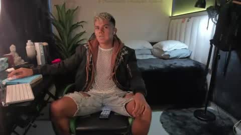 JACK CASTELL online show from July 2026 11:25:01 PM