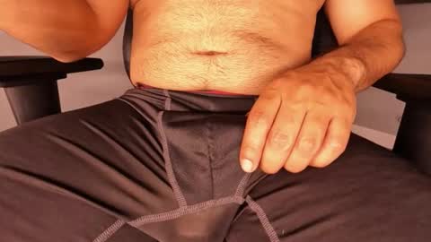 jackenwatch online show from October 2025 05:52:02 AM