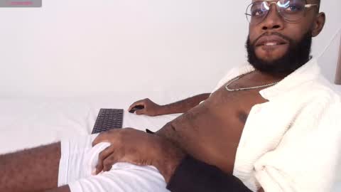 Jackson online show from October 2025 01:06:01 AM