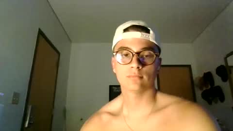 ImZacharyTyler online show from June 2026 01:26:02 AM