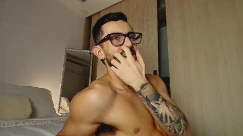 jacob__adams online show from October 2025 05:46:02 PM