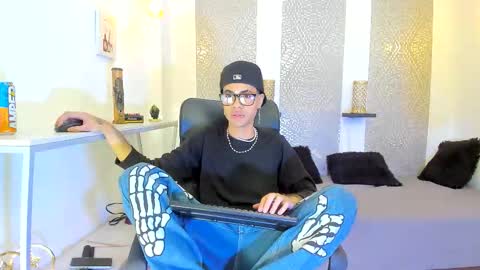 jacob_blackwell online show from November 2025 07:47:02 PM