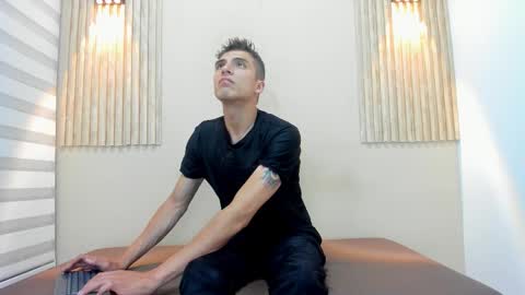 JACOB online show from November 2025 07:27:01 PM