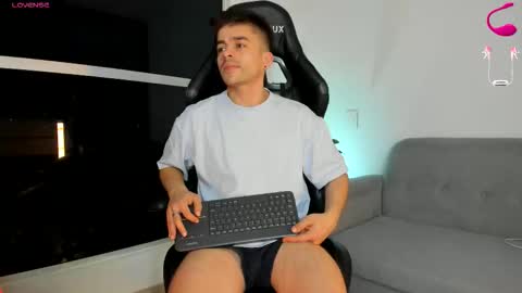 JACOB FERRER online show from February 2026 11:28:02 PM