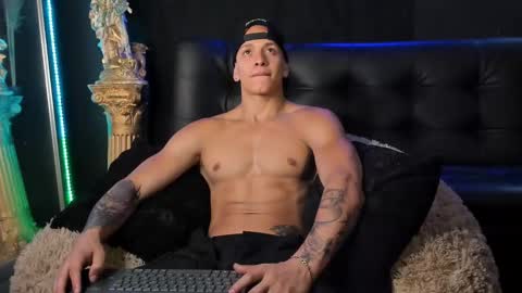 JACOB JAMES online show from February 2025 03:42:02 AM