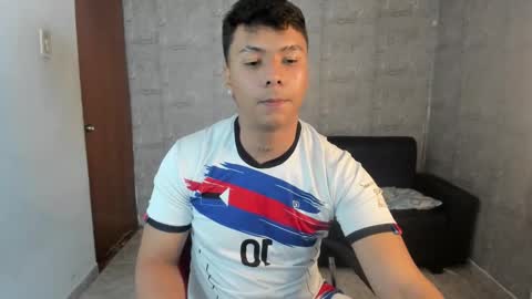 Snapshot of jacob_tin chatting on December 2025 02:06:02 AM Jacob online show from December 2025 02:06:02 AM