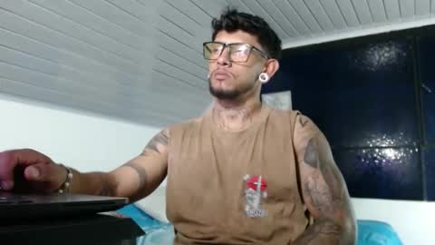 Michael Caicedo online show from March 2026 05:01:02 AM