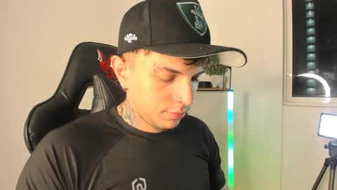 jacobb116 online show from February 2025 02:40:02 AM