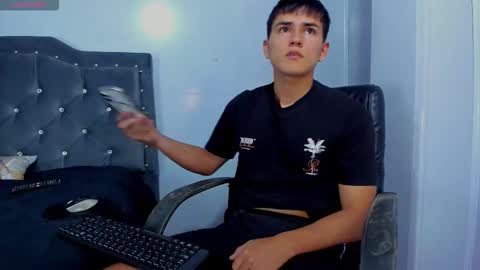 Snapshot of jacobb_lee chatting on November 2025 09:58:01 PM Jacob Lee online show from November 2025 09:58:01 PM