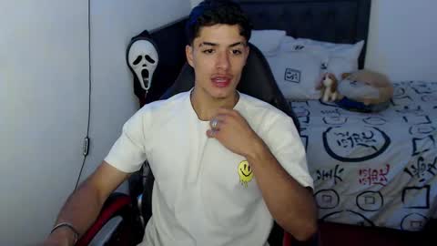 Jacobbakerr online show from April 2026 08:09:02 AM