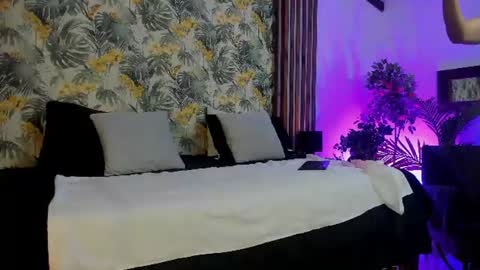 jacobdraven online show from July 2026 02:07:01 AM