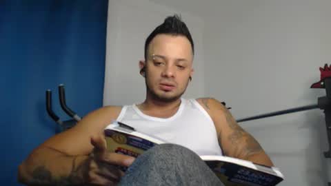 Snapshot of jacobjamess chatting on January 2025 11:28:01 PM jacobjamess online show from January 2025 11:28:01 PM
