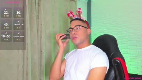 Snapshot of jacoboleeh1 chatting on December 2024 08:11:01 PM Jacobo Leeh online show from December 2024 08:11:01 PM