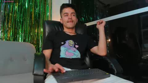 Snapshot of jacobstones_ chatting on March 2025 06:27:01 AM JACOB STONES online show from March 2025 06:27:01 AM