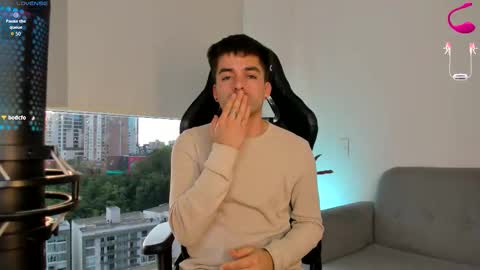 JACOB STONES online show from November 2025 10:19:01 PM