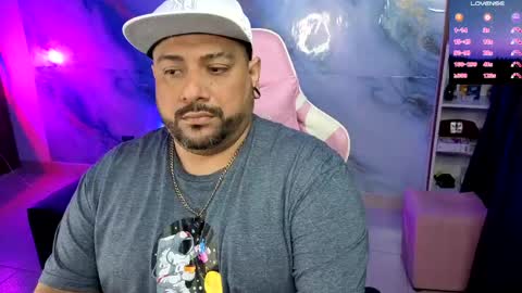 Snapshot of jacoob_woods chatting on April 2026 01:26:01 AM daddy sir master bear online show from April 2026 01:26:01 AM