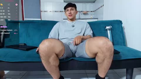 jacobo online show from July 2026 01:42:01 PM