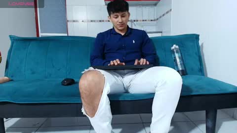 jacobo online show from July 2026 01:51:01 PM