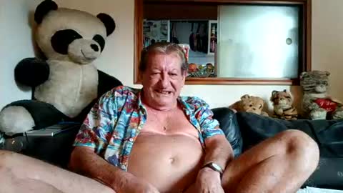 Snapshot of jacques_de_france chatting on July 2026 06:32:01 PM Jacques online show from July 2026 06:32:01 PM