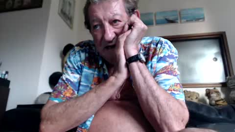 Snapshot of jacques_de_france chatting on July 2026 07:05:01 PM Jacques online show from July 2026 07:05:01 PM