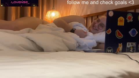 jacywinslat online show from December 2025 10:20:02 AM