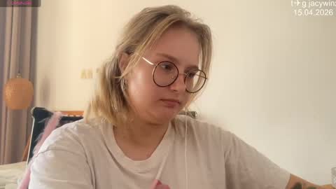 jacywinslat online show from April 2026 09:16:01 AM