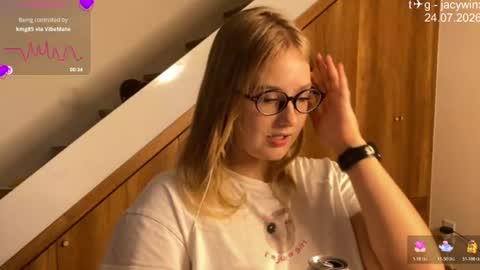 Snapshot of jacywinslat chatting on July 2026 01:58:01 AM jacywinslat online show from July 2026 01:58:01 AM