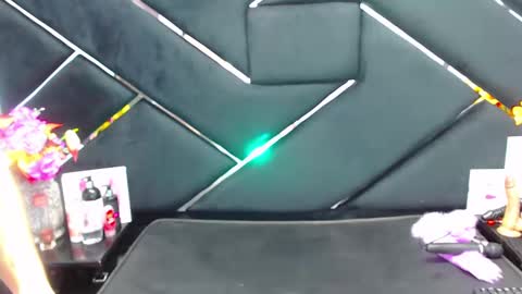 Jade online show from January 2025 08:17:01 AM