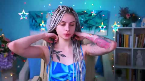 Snapshot of jade_castle chatting on December 2024 01:17:01 AM jade_castle online show from December 2024 01:17:01 AM