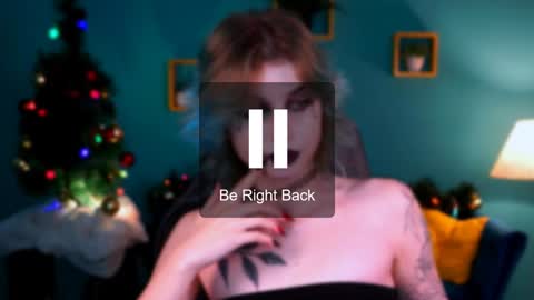 Snapshot of jade_castle chatting on January 2025 07:11:01 AM jade_castle online show from January 2025 07:11:01 AM