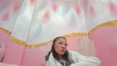 Snapshot of jade_greeyy_ chatting on November 2025 03:20:02 AM Jade Greeyy online show from November 2025 03:20:02 AM