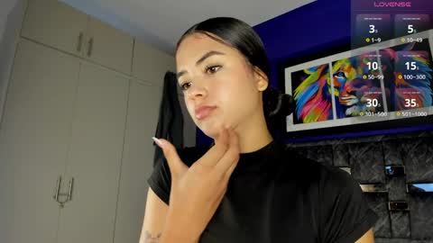 jade_lovv online show from June 2026 12:17:01 PM