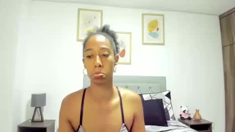 Jade smile online show from September 2025 02:28:02 PM