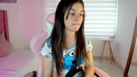 Jade online show from October 2025 08:06:02 PM